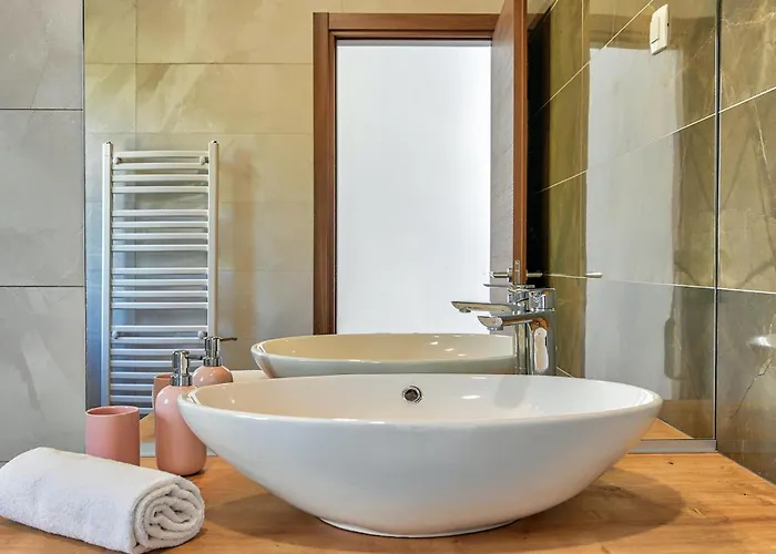 Fa Exclusive بيت للعطل