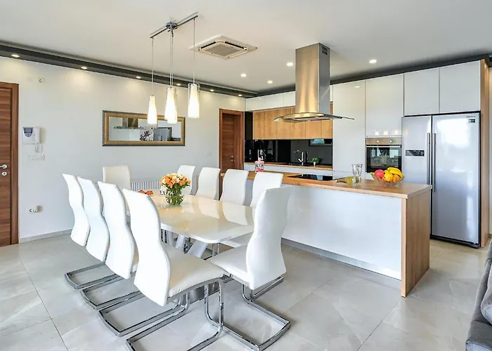 Fa Exclusive بيت للعطل *