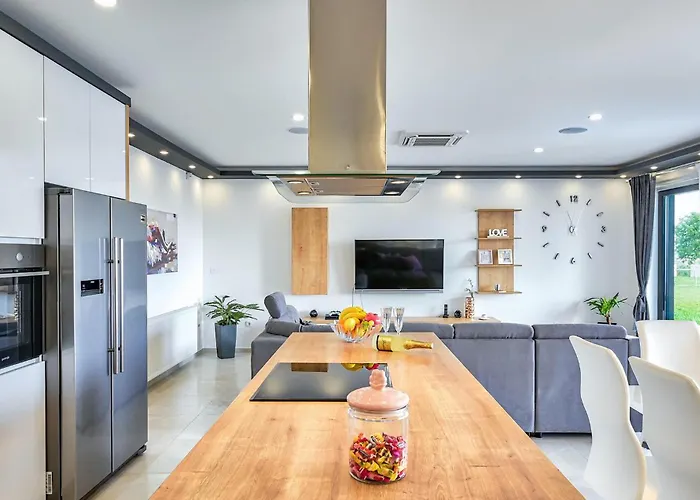 بيت للعطل Fa Exclusive زادار